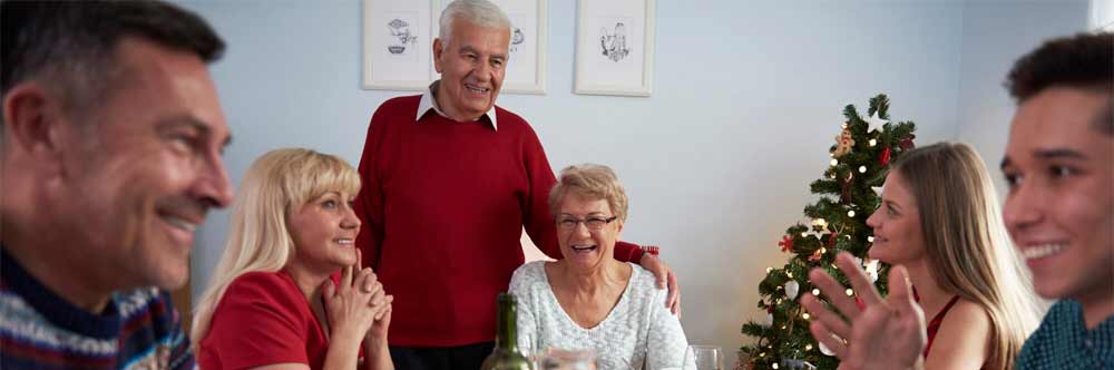 Giochi di società fai-da-te per le festività in famiglia: idee semplici e divertenti